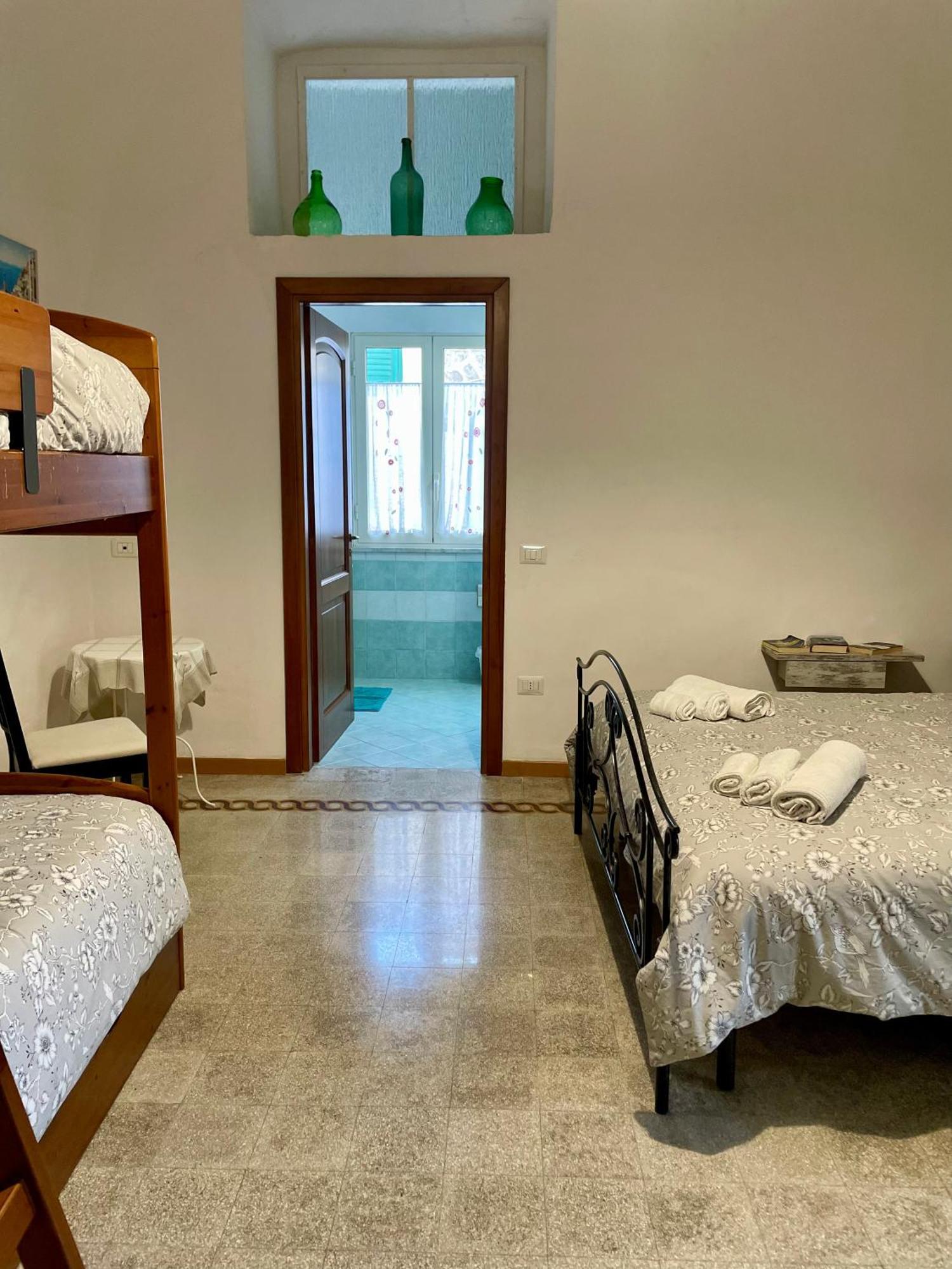 Вілла Mena Holiday House Сант'Аньєлло Екстер'єр фото